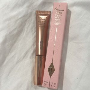 Charlotte Tilbury Pillow Talk Beauty Light Wand easy highlighter